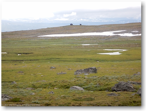 huetten der rentierwaechter nahe des kungsleden auf der hochebene noerdlich von vakkotavare