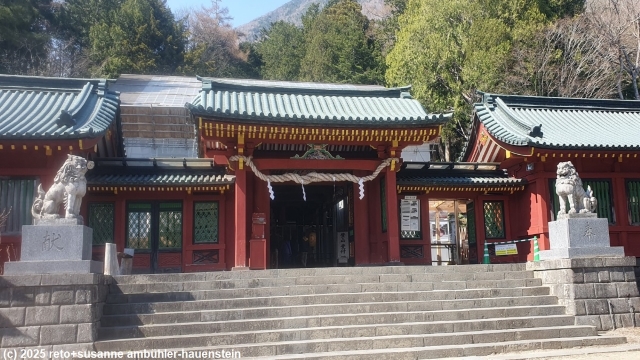 futarasan jinja schrein