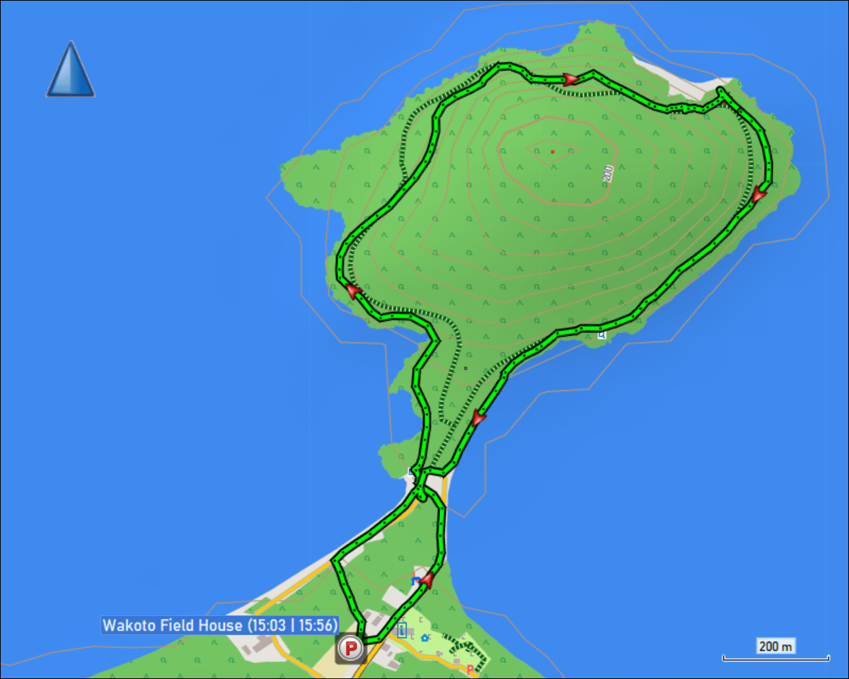 wegstrecke der rundwanderung ab dem parkplatz beim wakoto field house um die wakoto halbinsel
