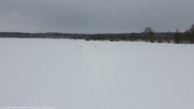 talvipyoeraeilyreitti ueber den iso-valkeainen im hossa nationalpark